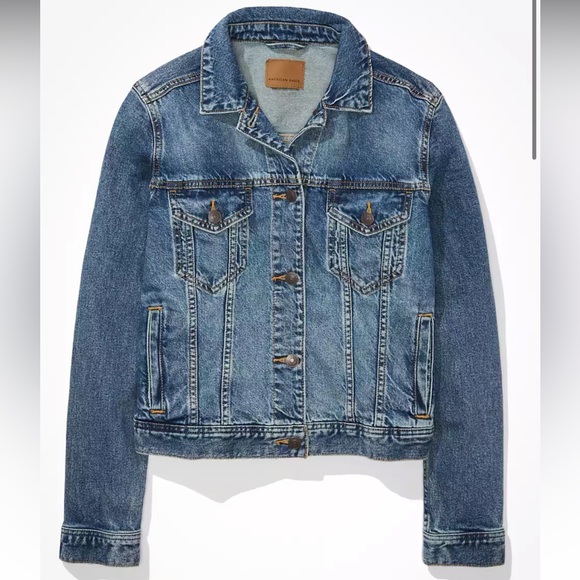 American Eagle Outfitters Jackets & Blazers - AE Classic Strigid Denim Jacket XS